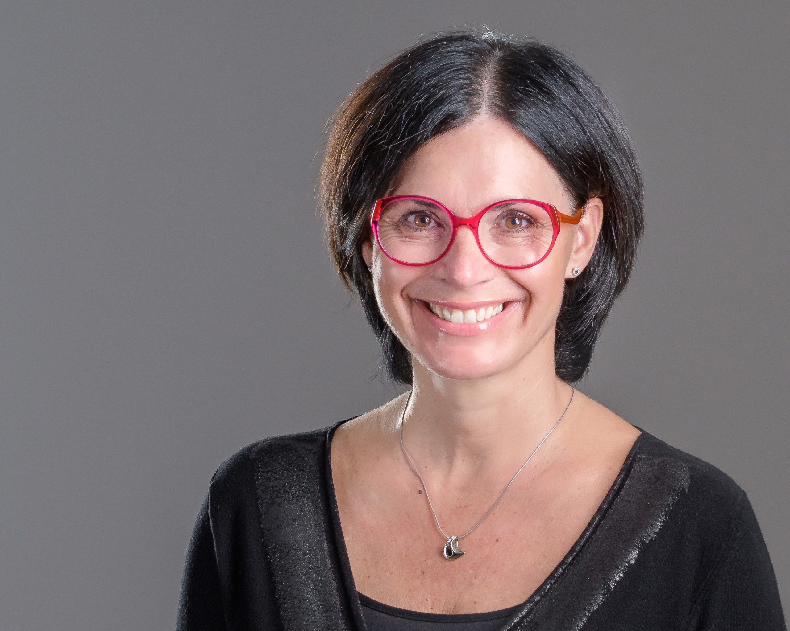 Remise du Mérite du CIQ à Jeanne-Nathalie Raymond, o.o.d., Ordre des Opticiens | d’ordonnances du Québec