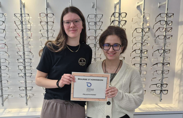 L’Ordre des opticiens d’ordonnances du Québec remet deux bourses de persévérance scolaire de 500 $, Ordre des Opticiens | d’ordonnances du Québec